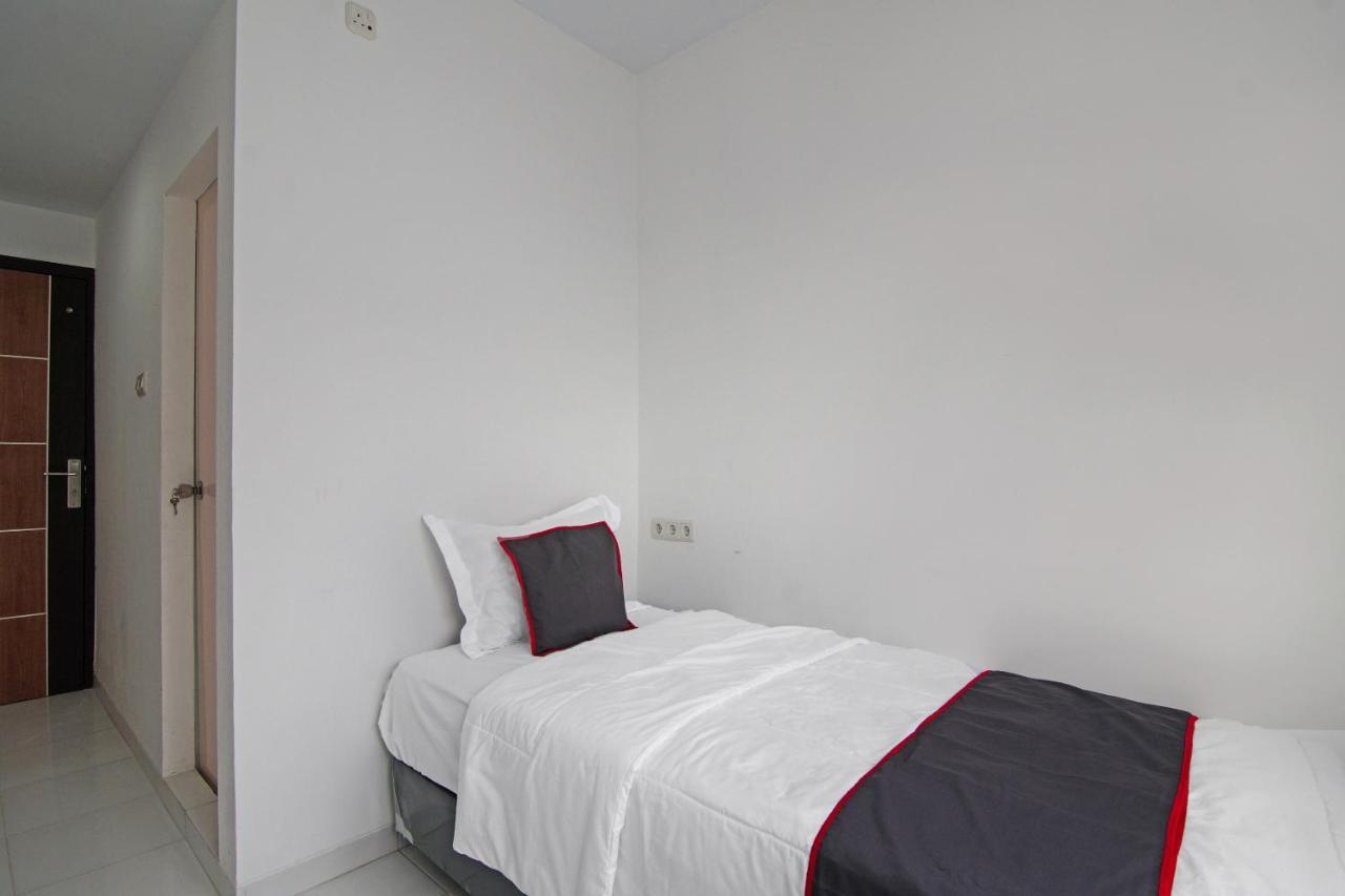 Oyo 92300 Koala House Hotell Pakanbaru Exteriör bild