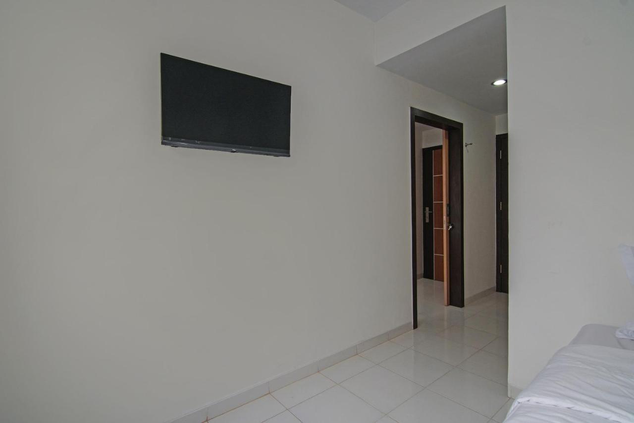 Oyo 92300 Koala House Hotell Pakanbaru Exteriör bild