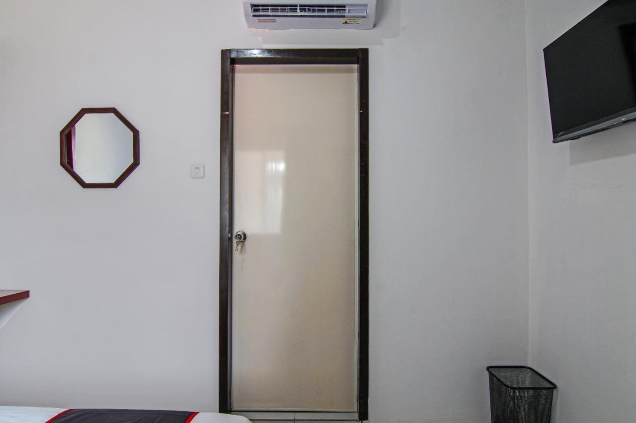 Oyo 92300 Koala House Hotell Pakanbaru Exteriör bild