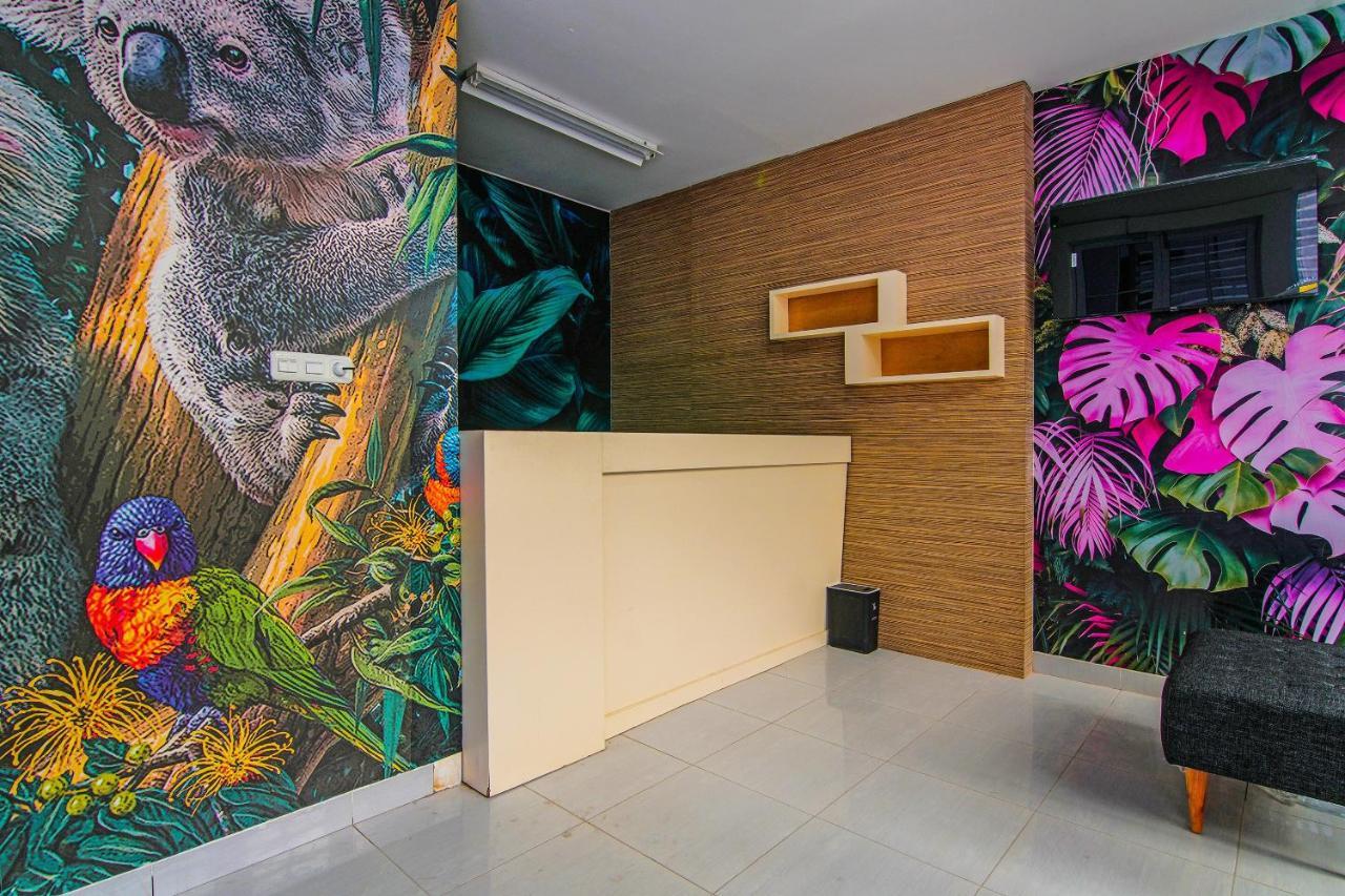 Oyo 92300 Koala House Hotell Pakanbaru Exteriör bild