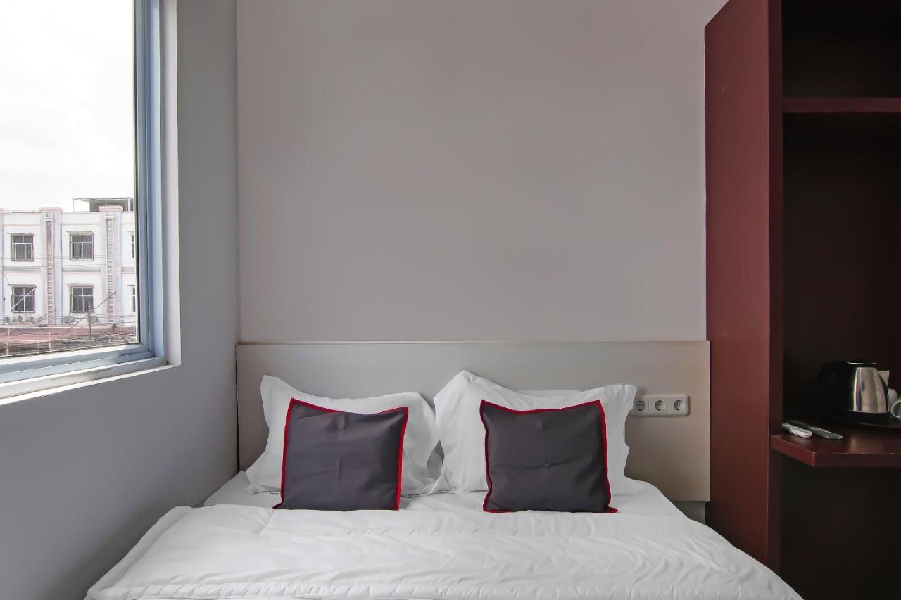 Oyo 92300 Koala House Hotell Pakanbaru Exteriör bild