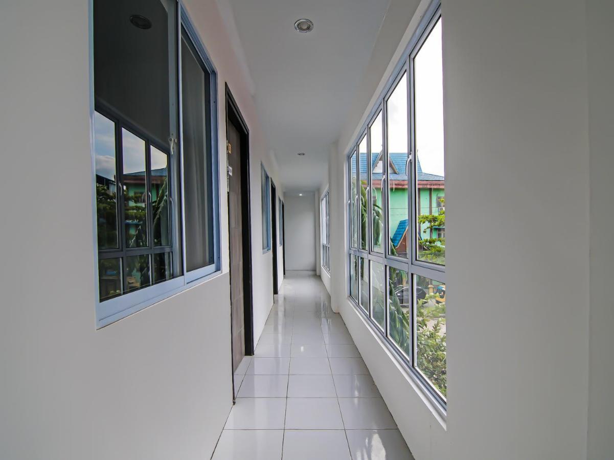 Oyo 92300 Koala House Hotell Pakanbaru Exteriör bild