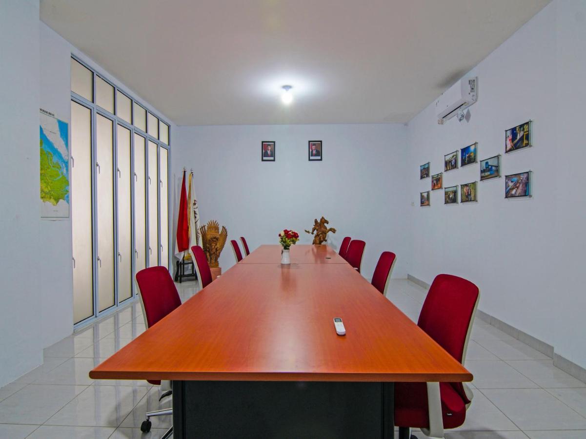 Oyo 92300 Koala House Hotell Pakanbaru Exteriör bild